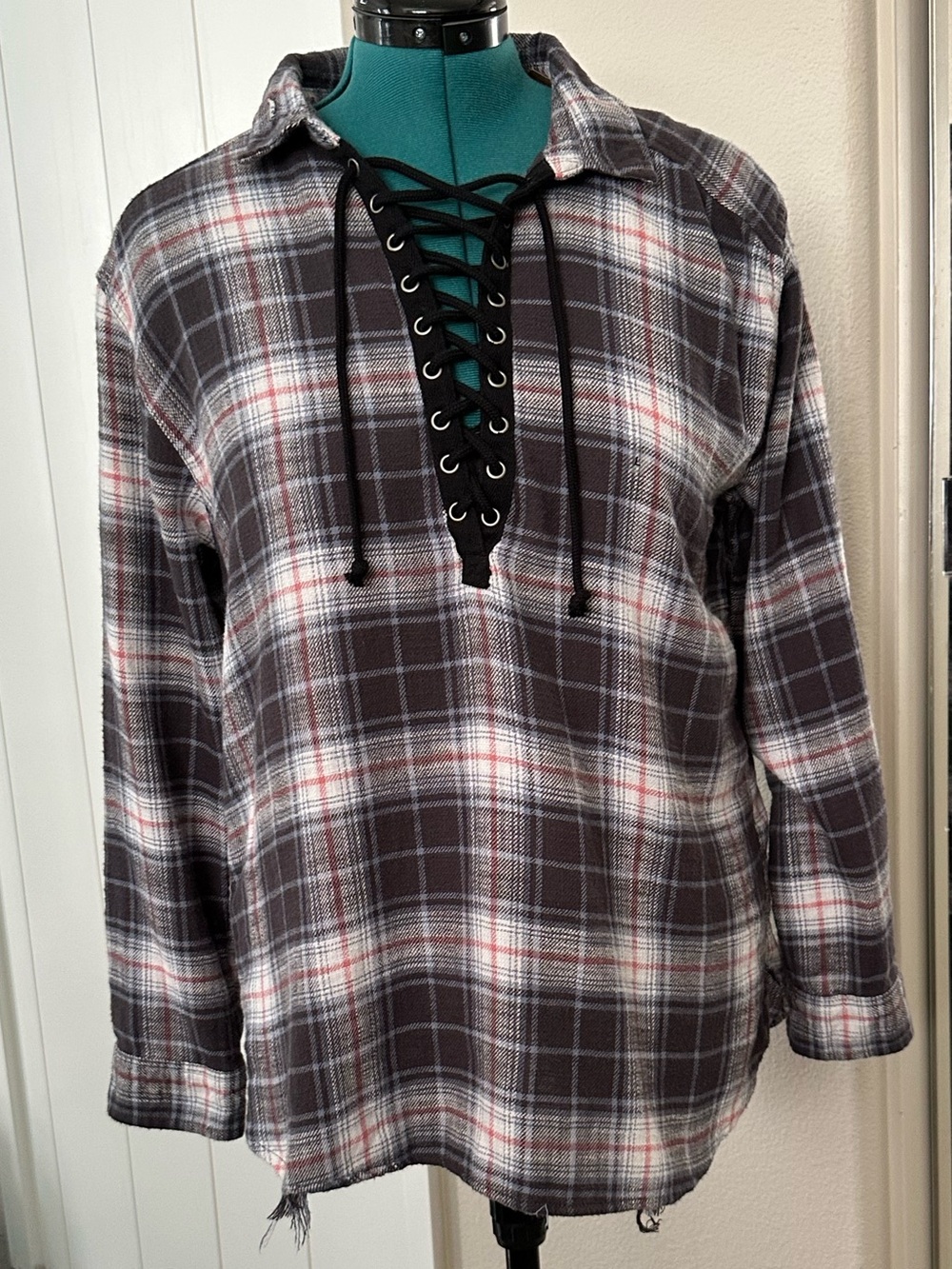 🖤American Eagle Outfitters Plaid Lace-Up Tunic - Grunge / Whimsigoth size L 🖤